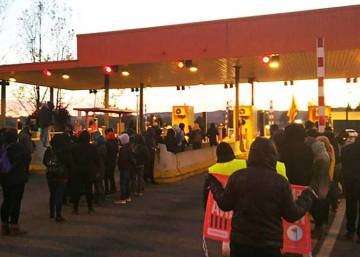 Borrell advierte de que la vía eslovena de Torra “parece llamar a una insurrección”