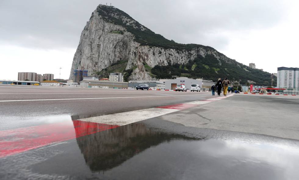 Vista del aeropuerto internacional de Gibraltar.
