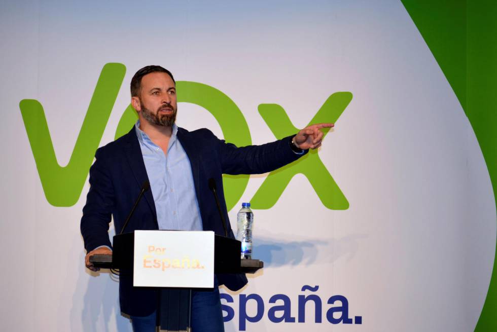 El presidente de VOX, Santiago Abascal, durante un acto preelectoral de su partido. 