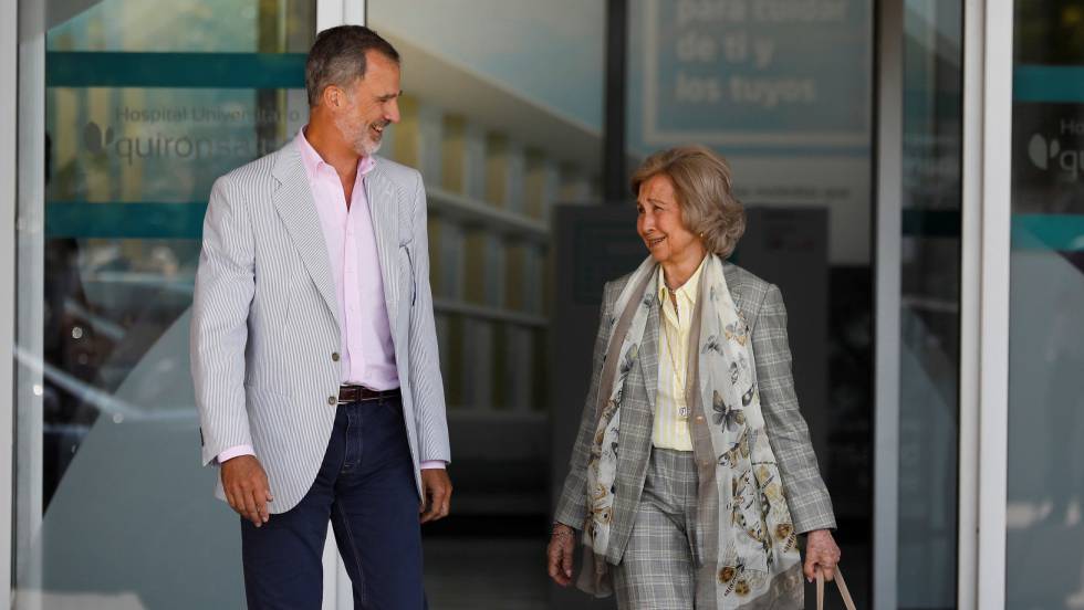 El rey Juan Carlos es operado «con éxito» del corazón tras implantarle tres «by-pass»