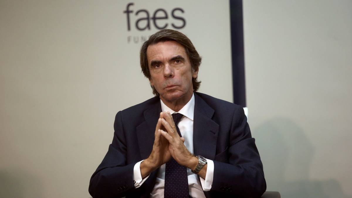 Aznar: “Me angustia que los comunistas entren en el Gobierno por primera vez desde la Guerra Civil”