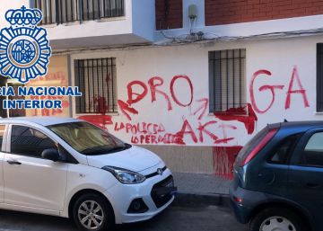 “Se vende droga aki”: la pintada que desenmascaró a un camello en Cádiz