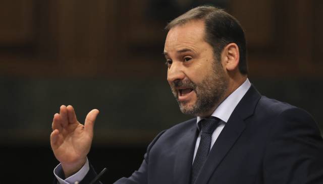 Iglesias ofrece al PSOE un acuerdo sin Ciudadanos para echar a Rajoy