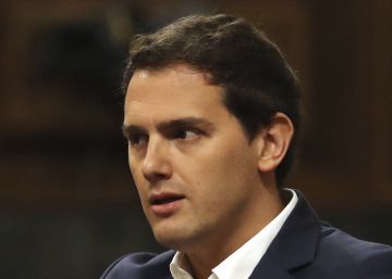 Duro enfrentamiento personal entre Iglesias y Rivera