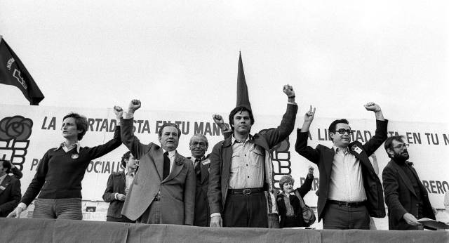 Un recorrido fotográfico por 40 años de elecciones generales en España