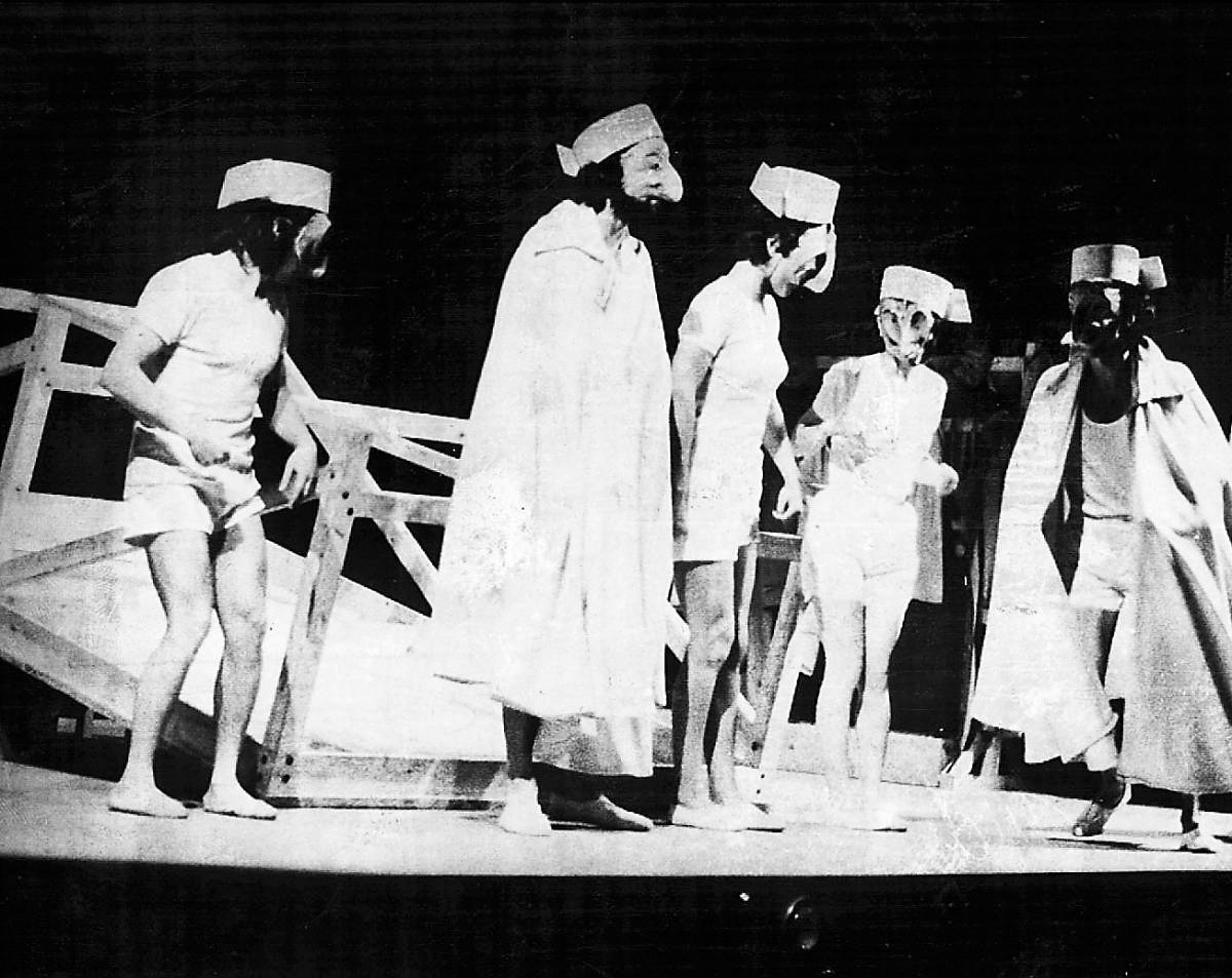 Representación de 'La Torna' de Els Joglars.