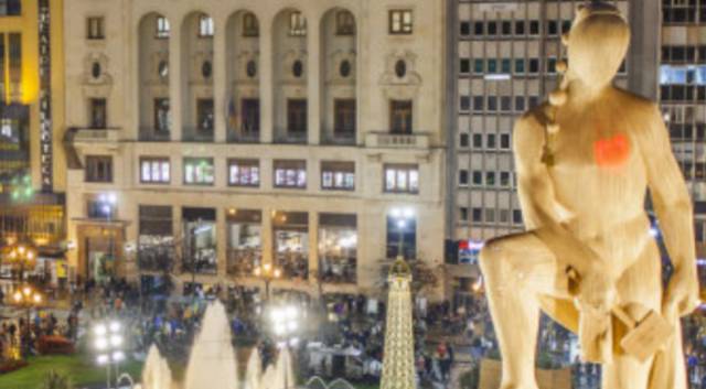 Fallas 2019: entre 'Nuestra primera mascletà #lomejordelmundo ' y 'Las fallas y las siestas son incompatibles'