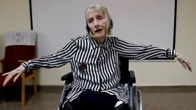La emocionante reacción de una bailarina española con Alzhéimer al escuchar de nuevo ‘El lago de los cisnes’