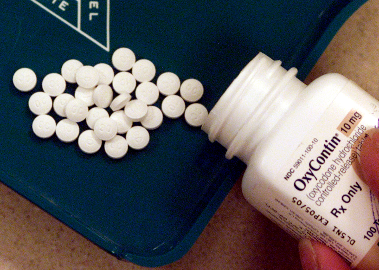 Frasco de analgésicos de OxyContin, en pastillas de 10 mg. Se comercializó también en formatos 80mg y 160mg.