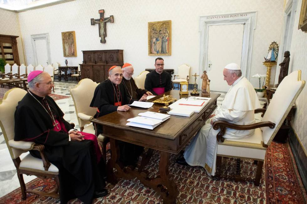 El Papa, durante su reuniÃ³n con la cÃºpula eclesial de EEUU.
