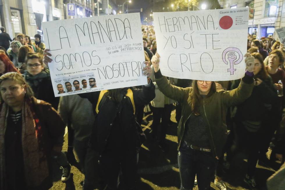 ManifestaciÃ³n en Barcelona el 17 de noviembre de 2017 en apoyo a la vÃ­ctima de La Manada.