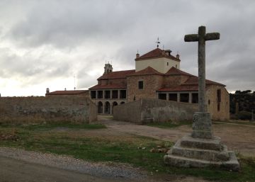 Santuario de Valdejimena, en Salamanca, donde reside Francisco Carreras, el sacerdote acusado de abusos en pueblos de esta provincia y en Estados Unidos.