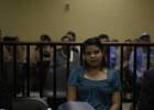 La justicia salvadoreña absuelve a la joven encarcelada por intento de homicidio tras un parto espontáneo