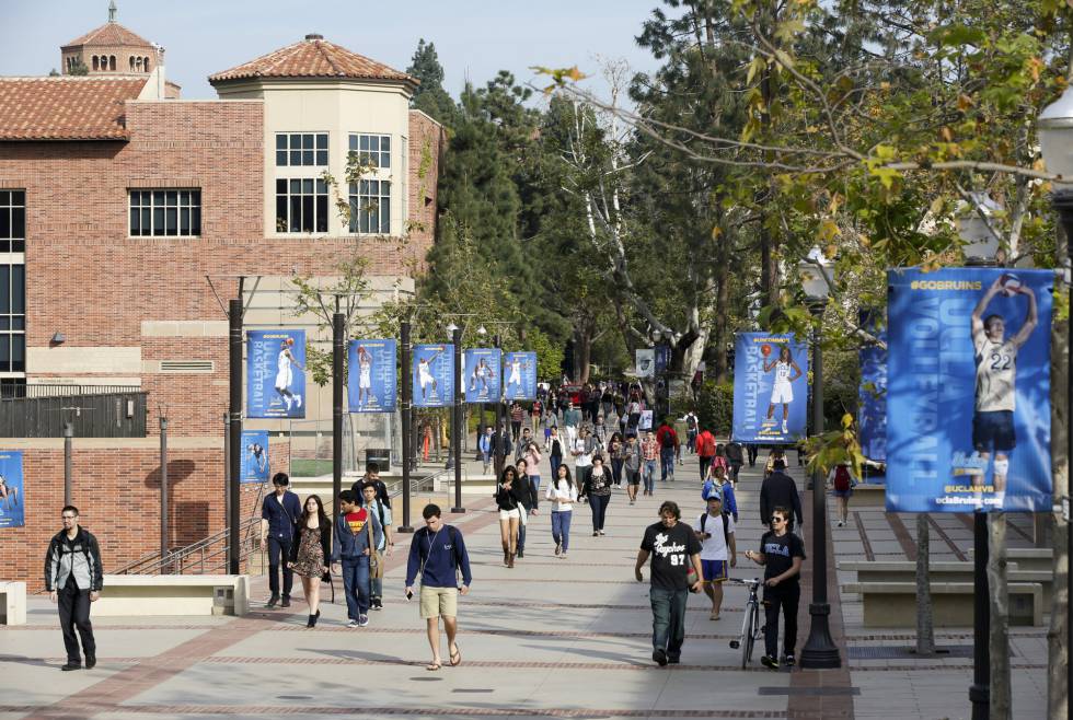 Campus de la Universidad de California en Los Ãngeles.