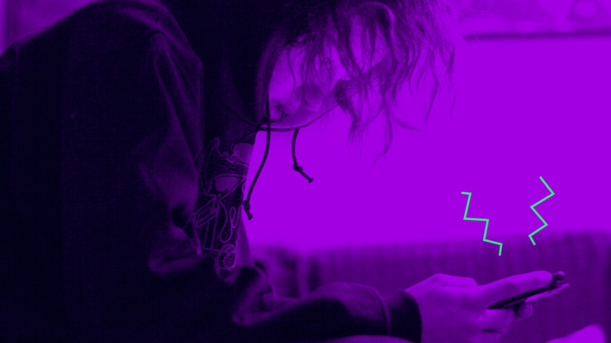 El 86% de los jóvenes entre 14 y 16 años reconoce un uso “muy habitual” del móvil.