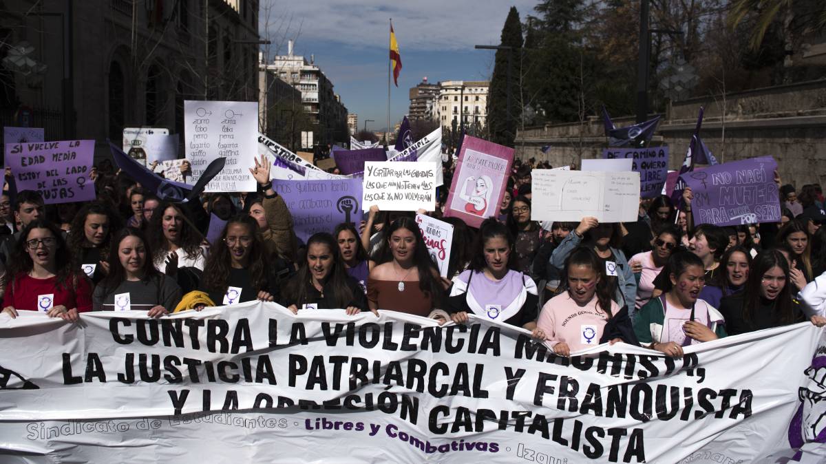 Universitarias durante el 8 de marzo de 2019 en Granada. 
