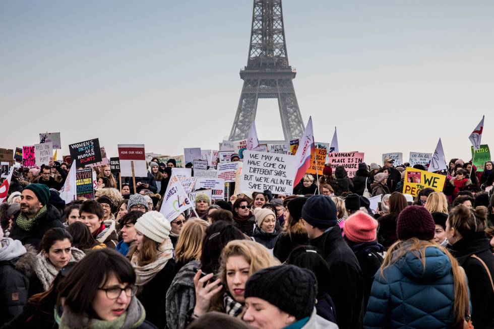 Marcha de las Mujeres del pasado 21 de enero, en los alrededores de la Torre Eiffel de ParÃs.
