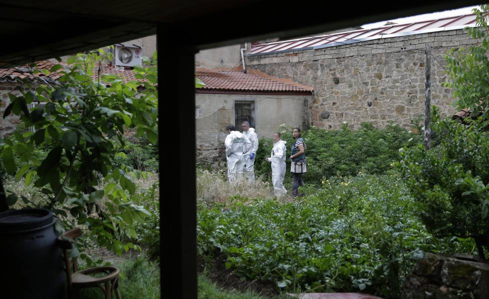 La huerta donde cayó Monika Asenova, la mujer asesinada este 8 de julio por su pareja en Salas de los Infantes (Burgos).