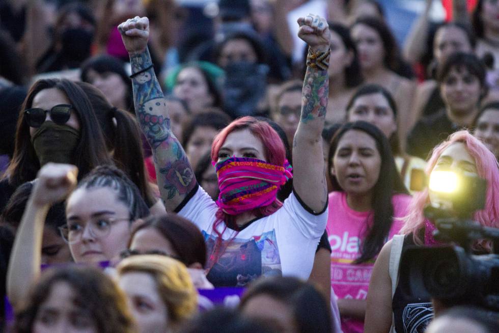 Resultado de imagen de protesta en mexico mujeres