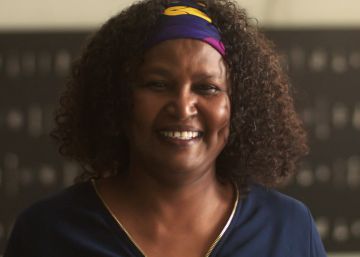 La mujer que forma a policías, médicos y jueces contra la mutilación genital