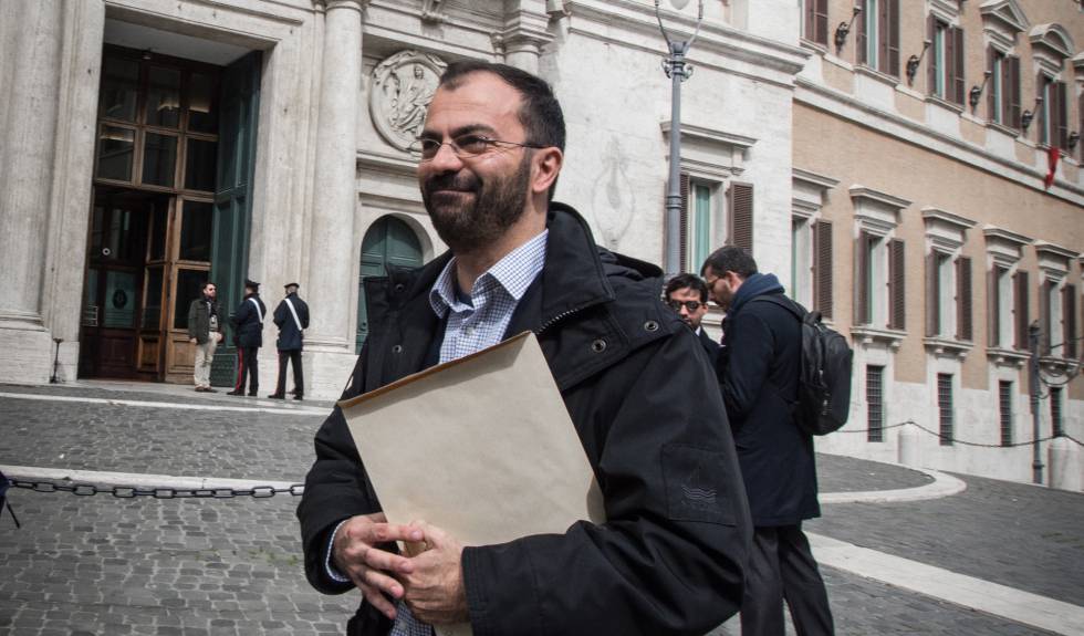 El ministro de Educación italiano, Lorenzo Fioramonti.