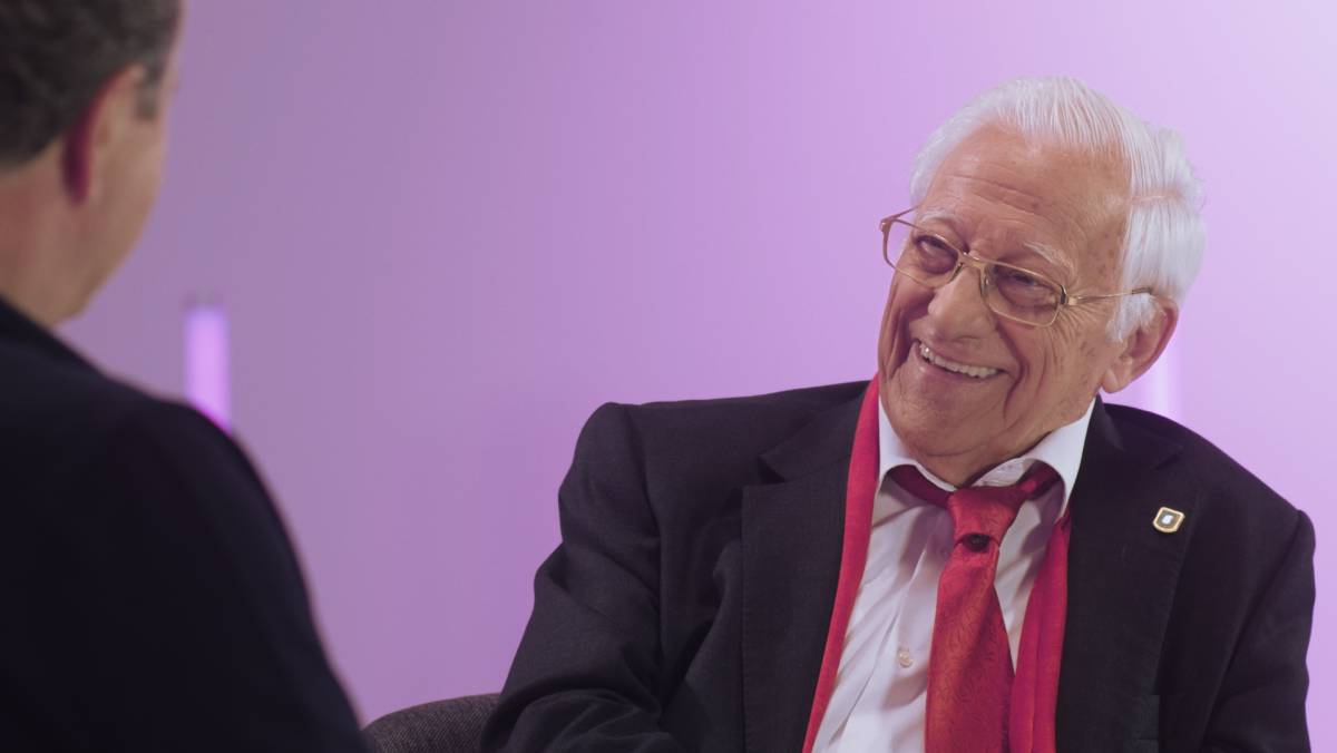 Padre Ángel: “La mujer tiene que tener un puesto en la Iglesia y los sacerdotes poder casarse”