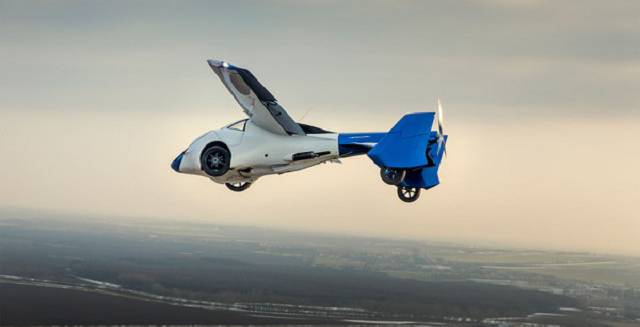 Ejemplo de coche volador de la empresa Aeromobil.