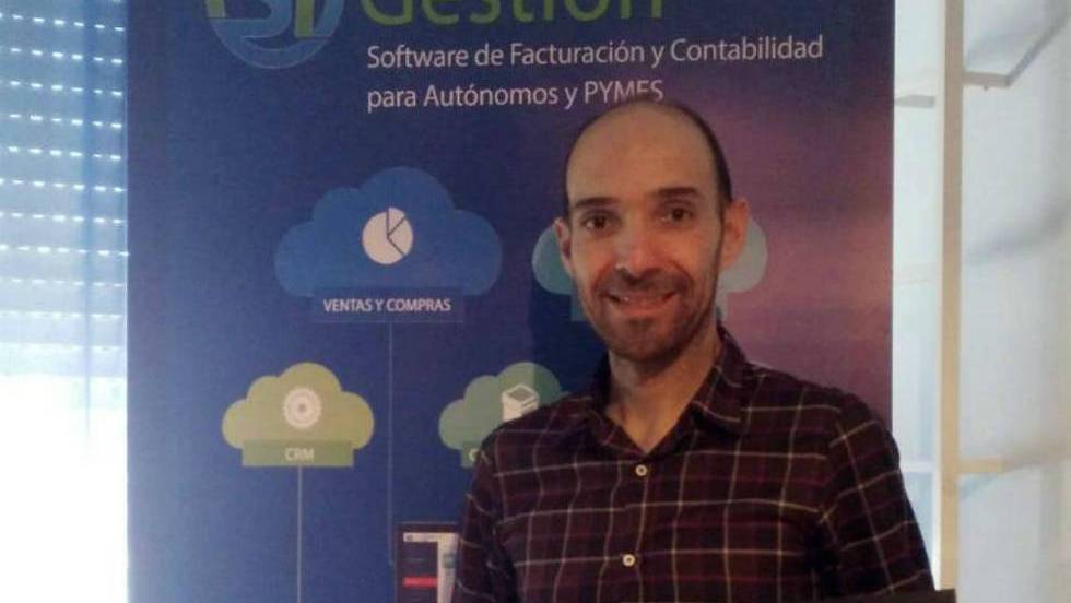 Un empresario copia un programa informático y se atribuye falsos premios