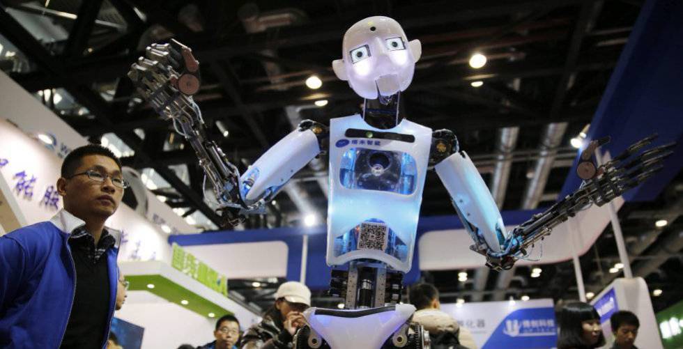 Robô exposto em uma conferência sobre autômatos em Pequim.