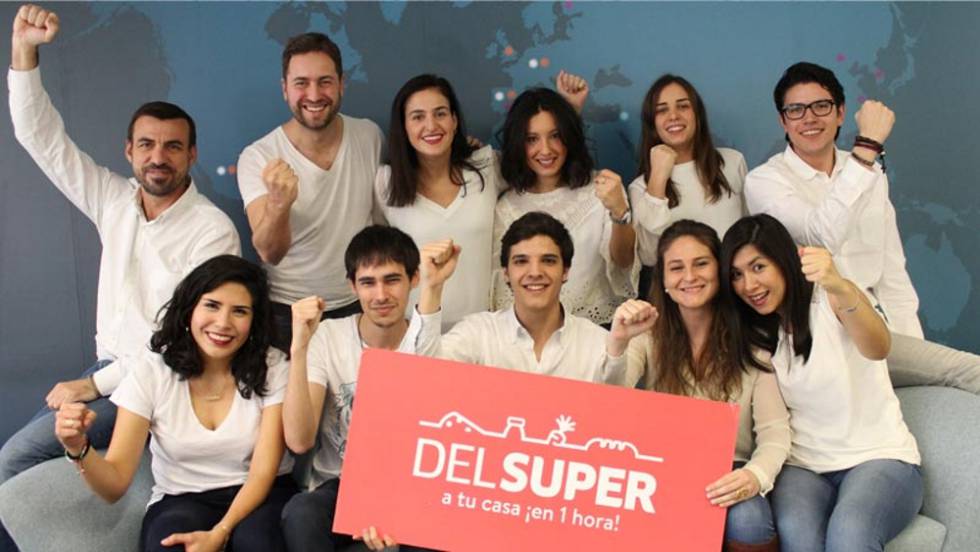 El equipo de DelsÃºper, la empresa creadora de la plataforma SÃºper Tecnologies.