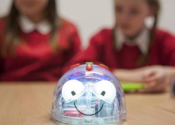 Los efectos de aprender junto a un robot