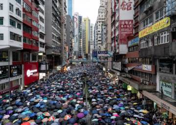 Twitter y Facebook dicen que China utilizó sus servicios para desacreditar a los manifestantes en Hong Kong
