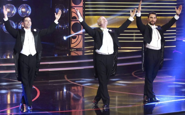 Muchos observaron cierto parecido entre el bailar&iacute;n del medio y el ministro de Cultura, Ignacio Wert