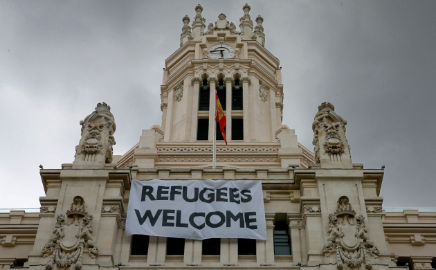 La pancarta que luce en el Ayuntamiento de Madrid