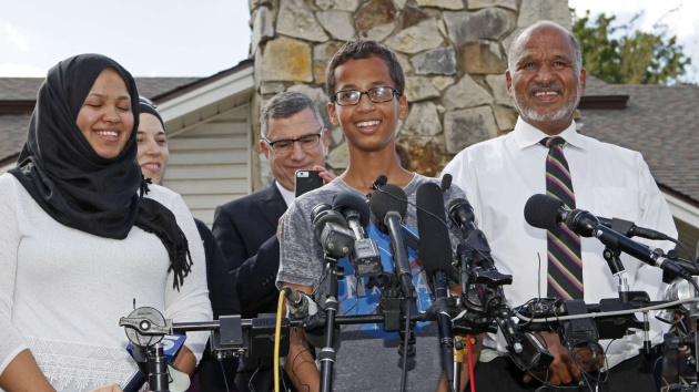 Ahmed Mohamed durante la rueda de prensa