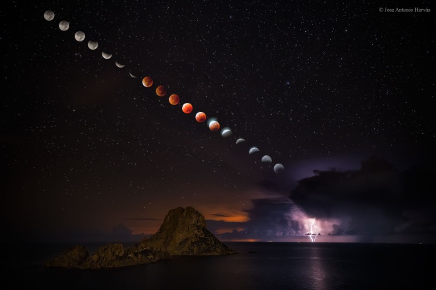 La imagen del eclipse en Ibiza.