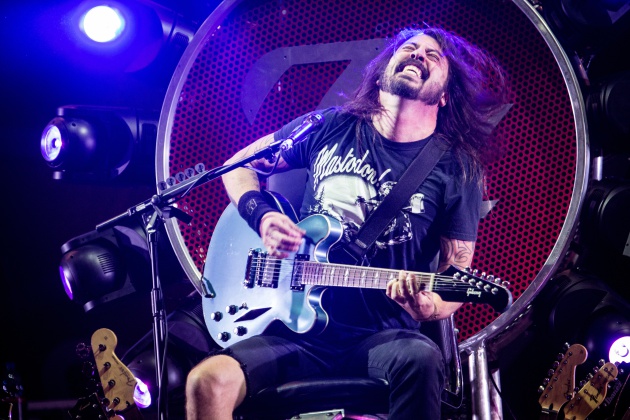 Dave Grohl, de los Foo Fighters, durante el concierto en Cesena