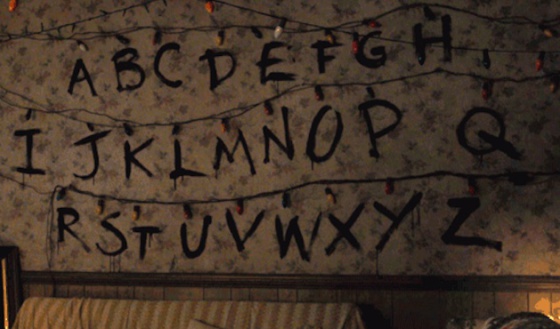 Cómo enviar un mensaje desde el más allá con un gif de 'Stranger Things