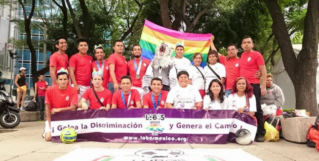 Lobos, el equipo que anota goles contra la homofobia en México | Verne  México EL PAÍS