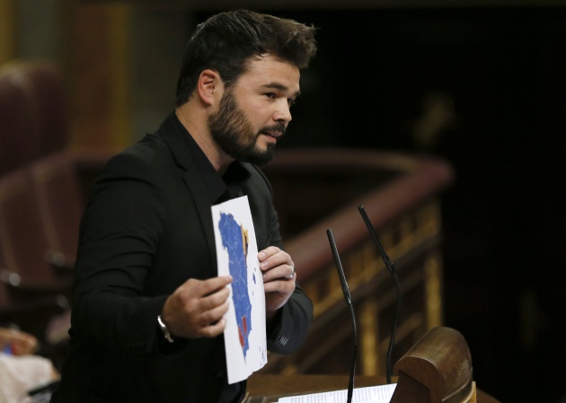 El portavoz adjunto de ERC, Gabriel Rufi&aacute;n, durante su intervenci&oacute;n en la tercera sesi&oacute;n del debate de investidura. S&iacute;, esa imagen tambi&eacute;n la tuite&oacute;
