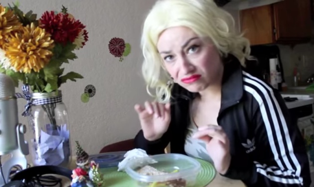 Villaseñor imitando a Gwen Stefani.