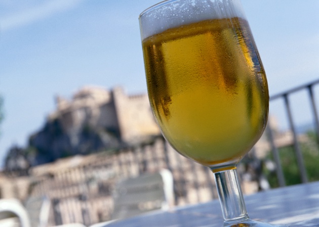 Pagar&aacute;s m&aacute;s si el bar es m&aacute;s bonito. Aunque te la lleves a casa