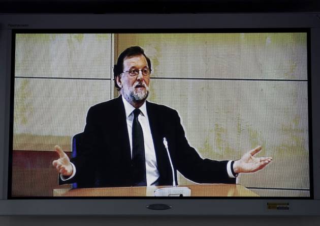 Rajoy en el monitor de la sala de prensa de la Audiencia Nacional