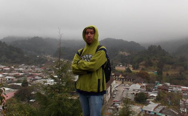 Mariano Gómez cerca de su comunidad Abasolo en 2013