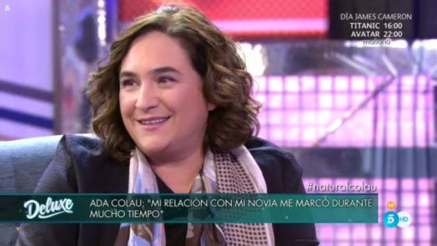 Ada Colau, durante la entrevista en Telecinco