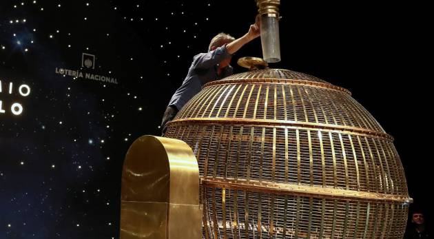 Preparativos del sorteo de la Loteria de Navidad