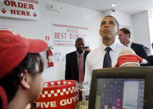 No es cierto que la hamburguesa de Five Guys sea la favorita de los Obama