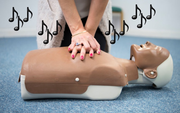 No hace falta tener un metrónomo que te marque el ritmo si recuerdas la canción de 'La Macarena'.