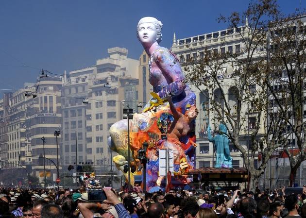 Una 'mascletà' en Twitter: el reconocimiento de las Fallas en redes
