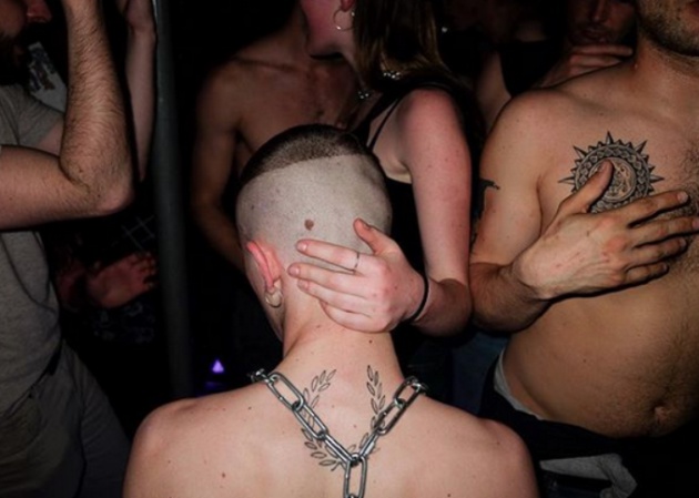 Un instante de la noche de París capturado por Rainer Torrado.